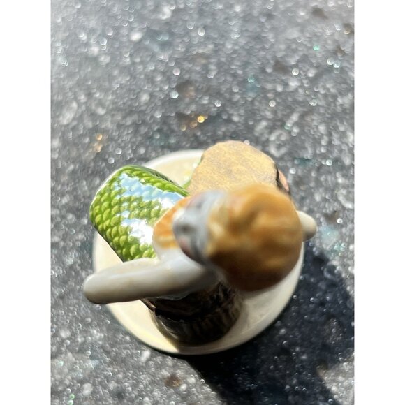 New Retired 1990 Hagen Renaker Mermaid on Piling Never Removed From Box Perfect - Picture 8 of 12